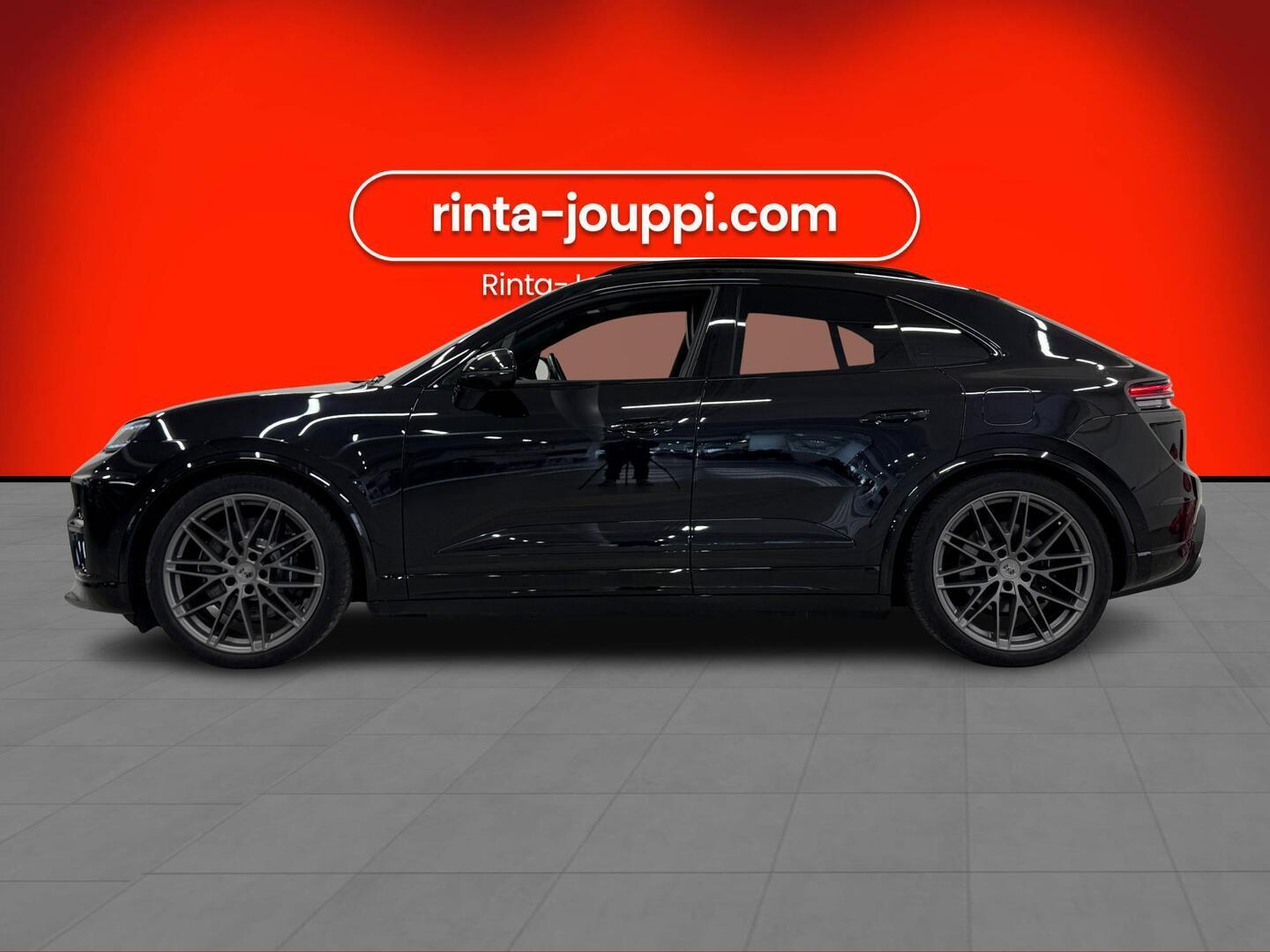 PORSCHE Macan 2024