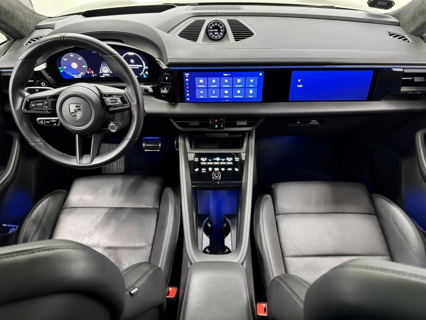 PORSCHE Macan 2024