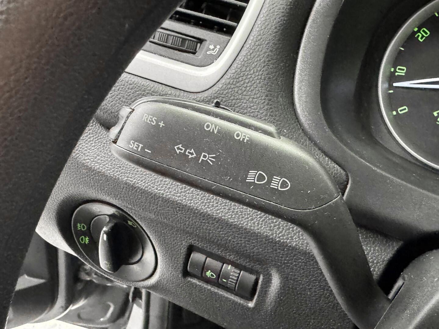 SKODA Roomster 2008