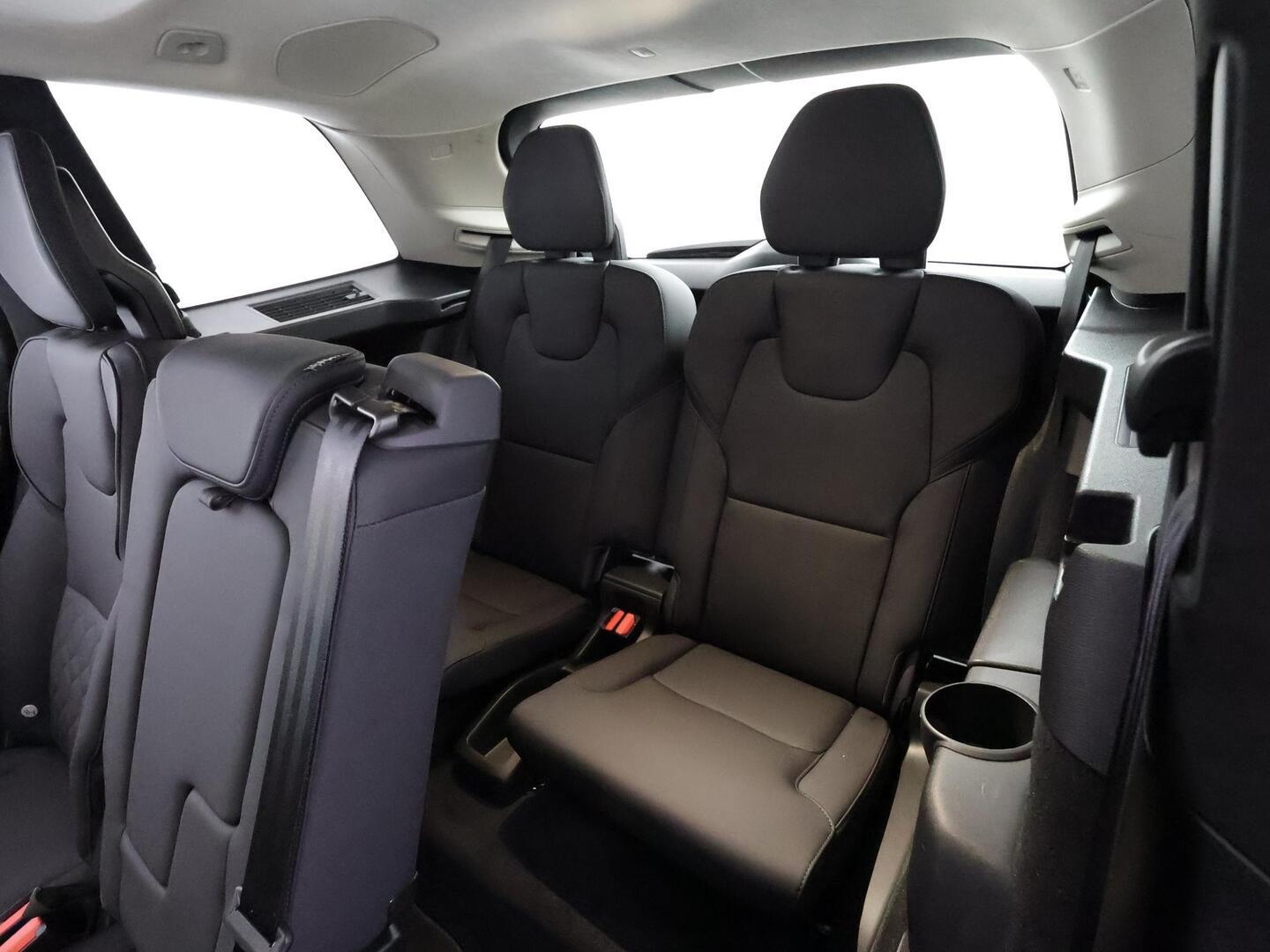 VOLVO XC90 2025