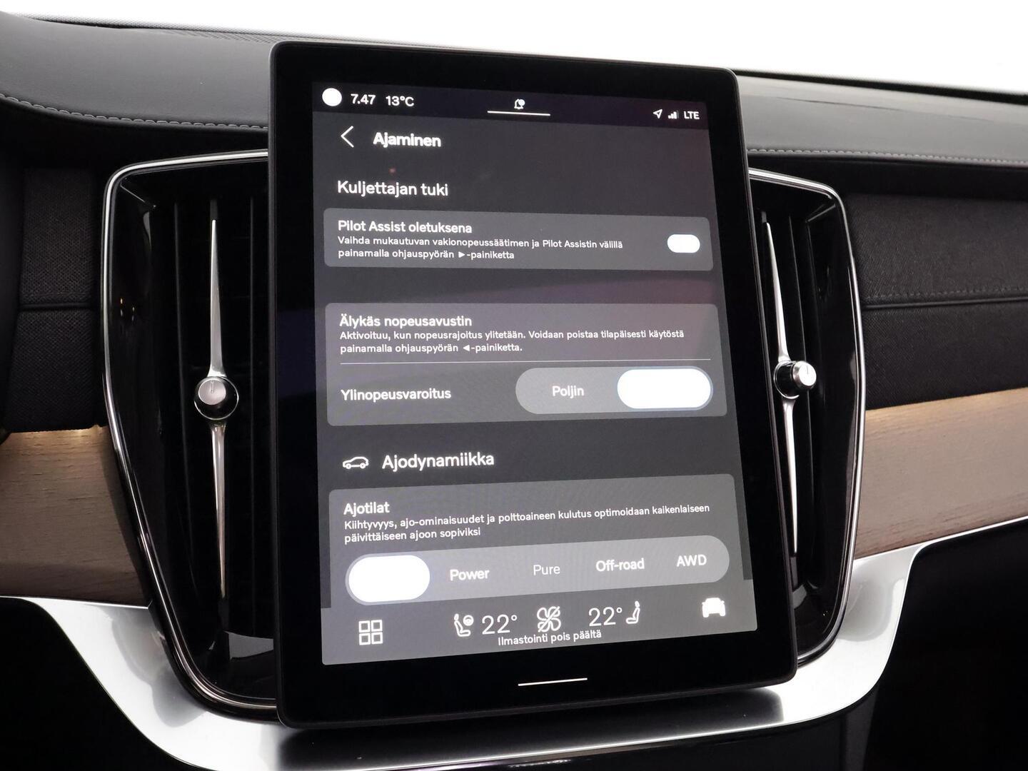 VOLVO XC90 2025