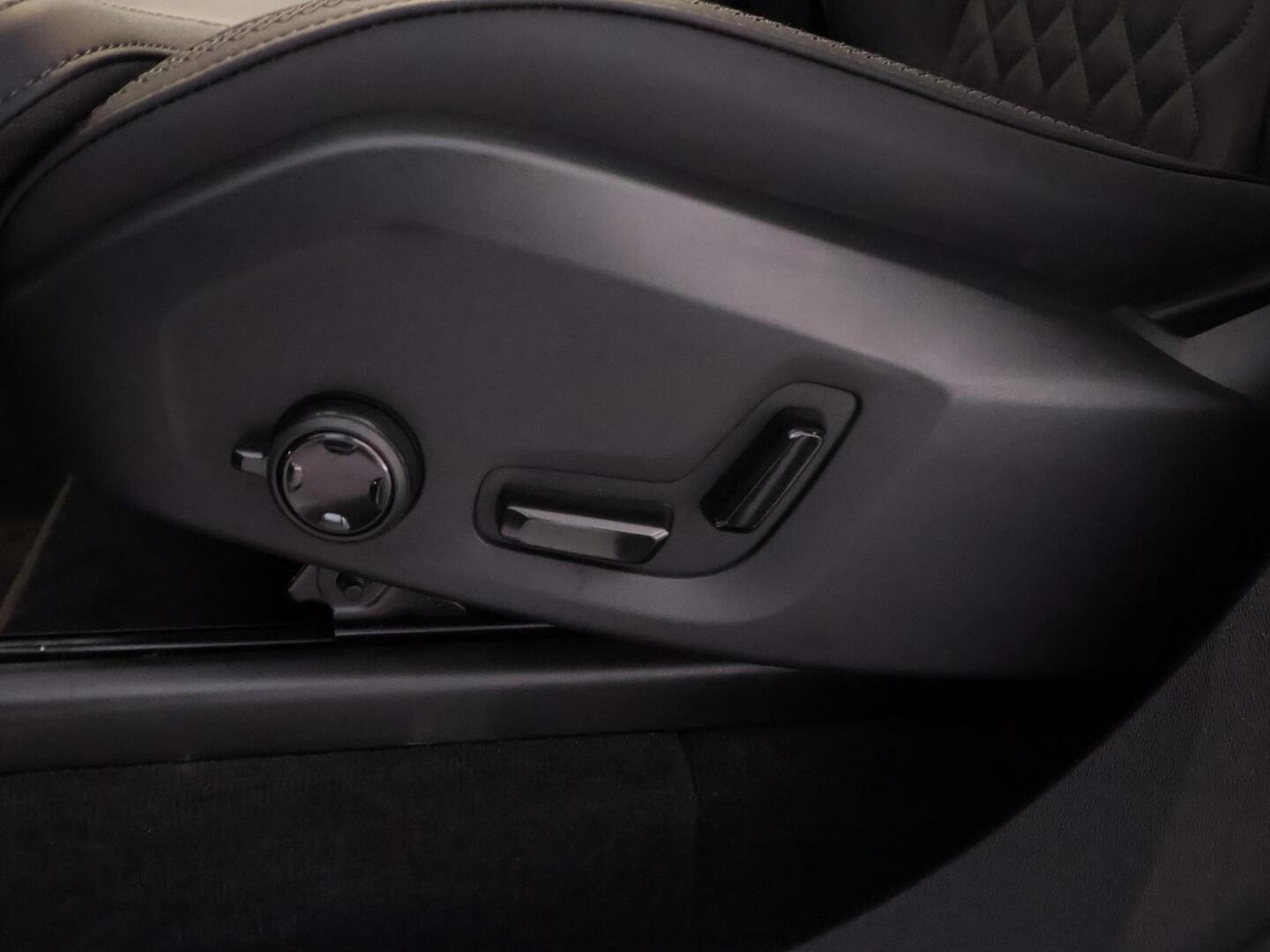 VOLVO XC90 2025