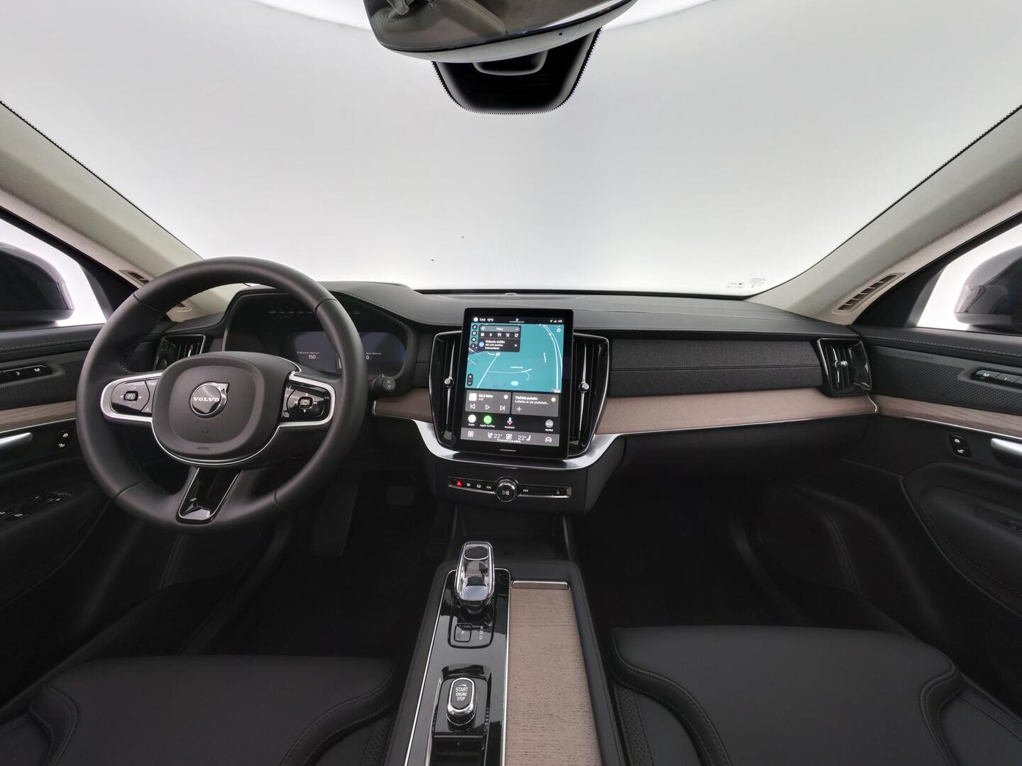 VOLVO XC90 2025