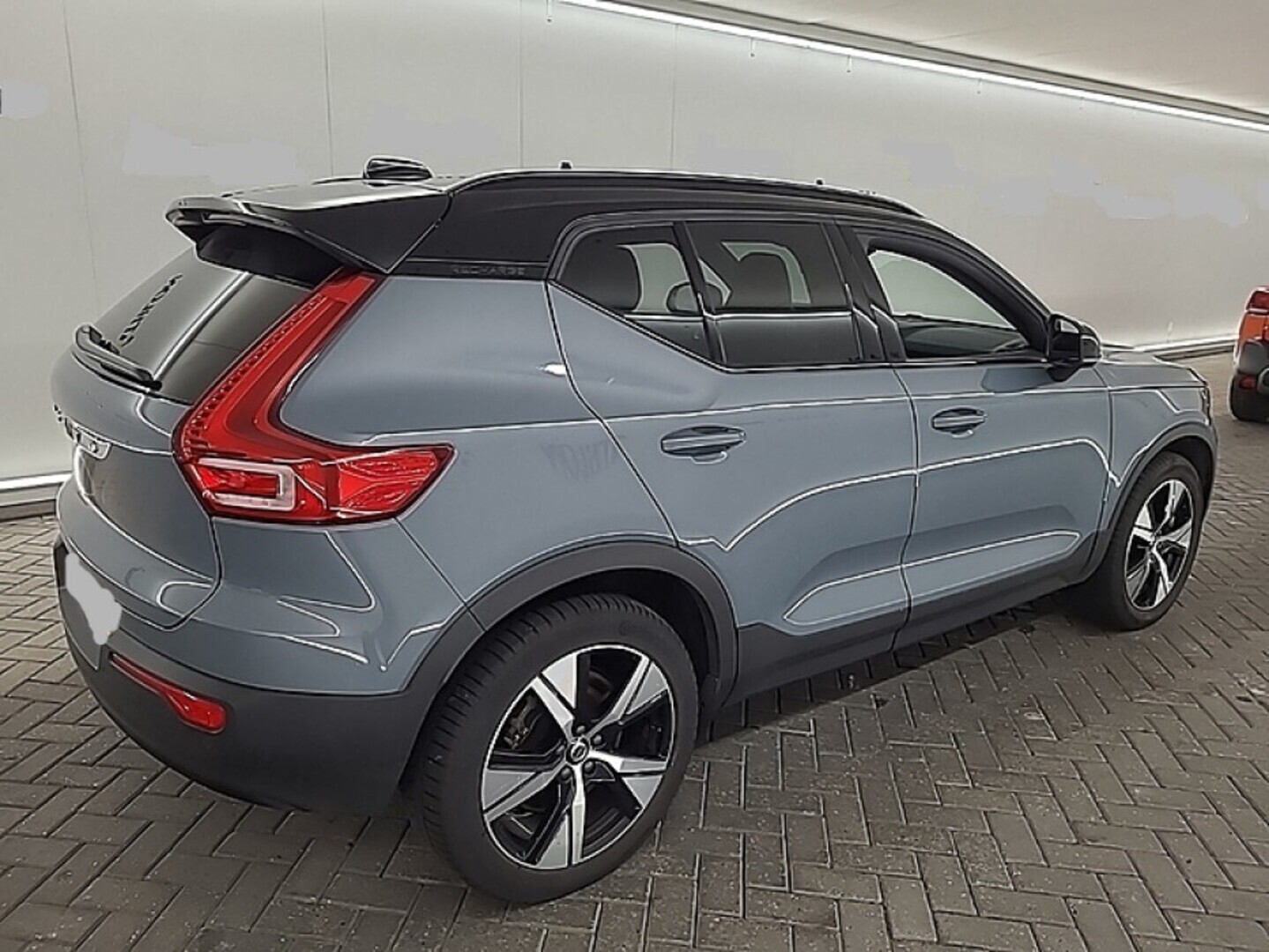 VOLVO XC40 2021