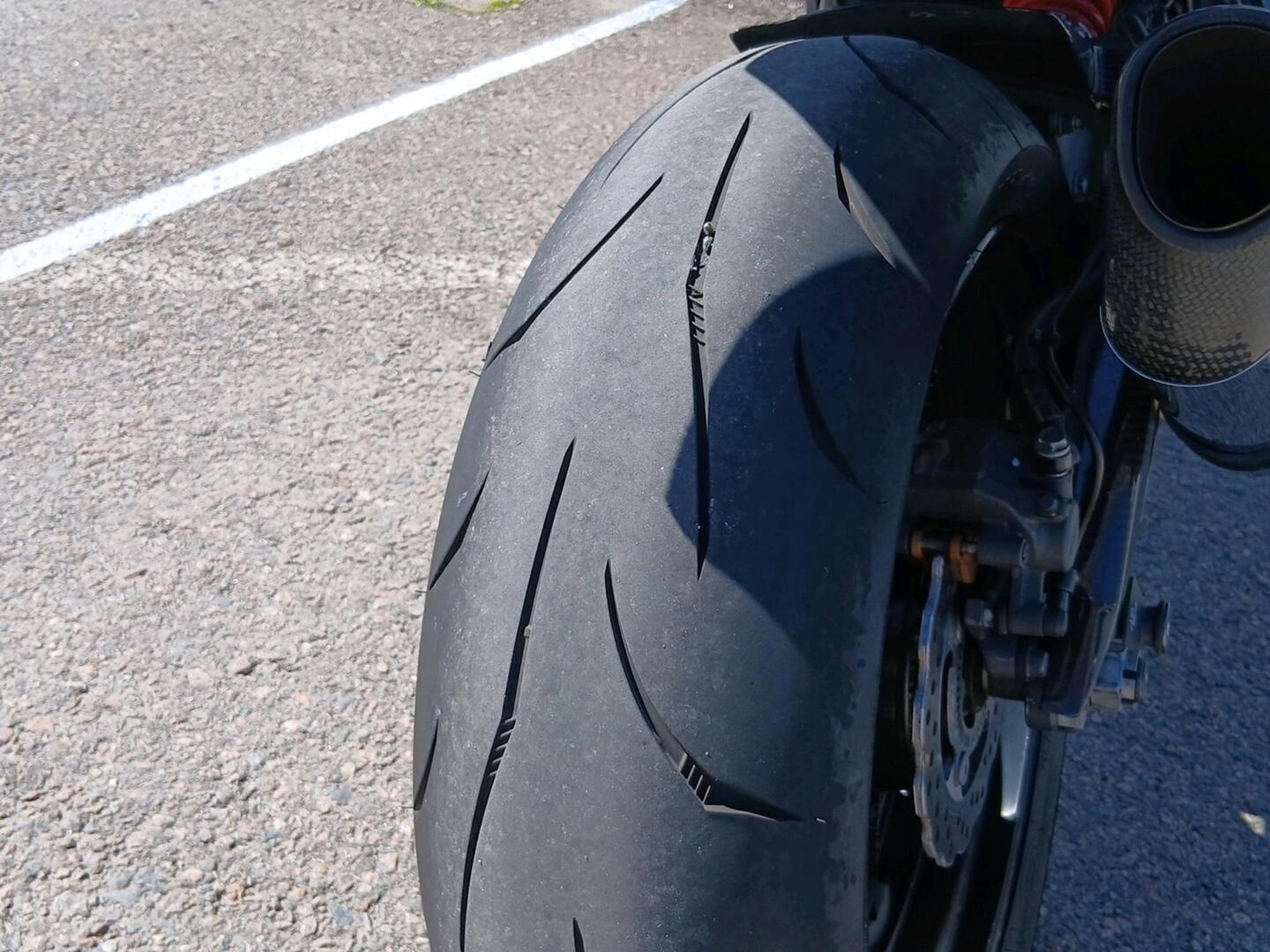 KAWASAKI Ninja 2011