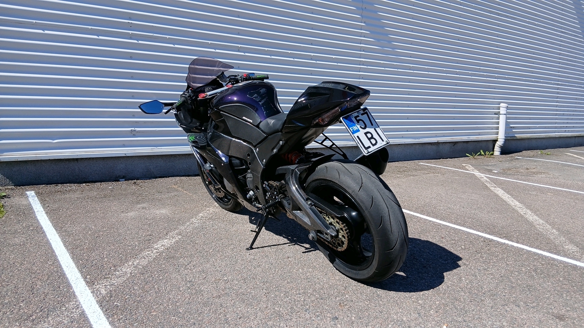 KAWASAKI Ninja 2011