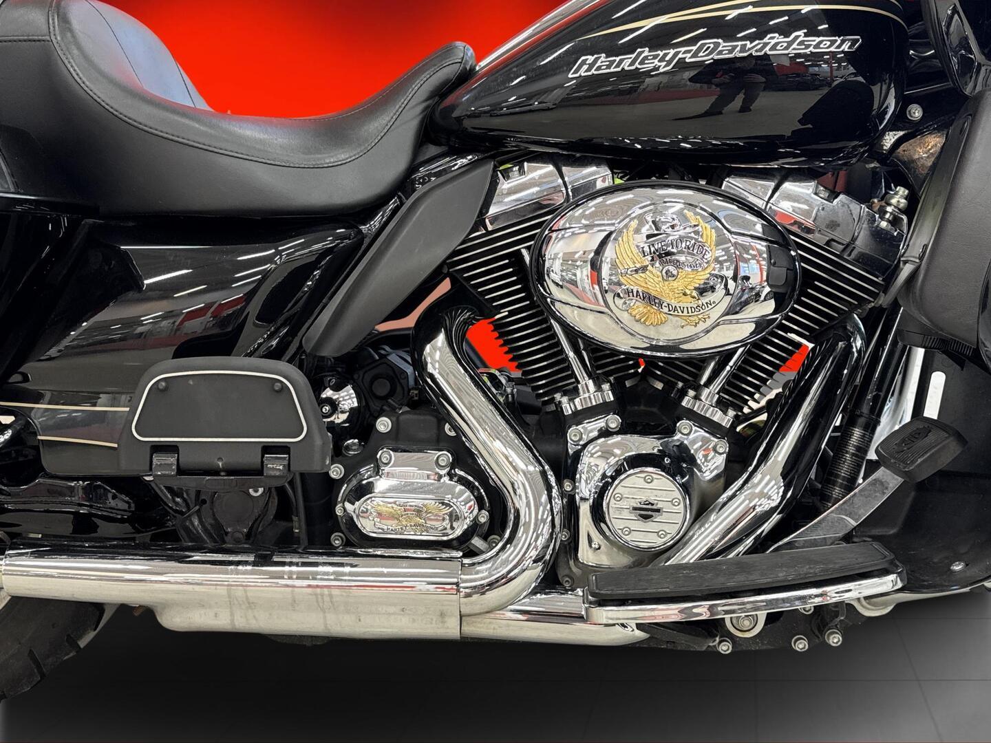 HARLEY-DAVIDSON Touring 2011