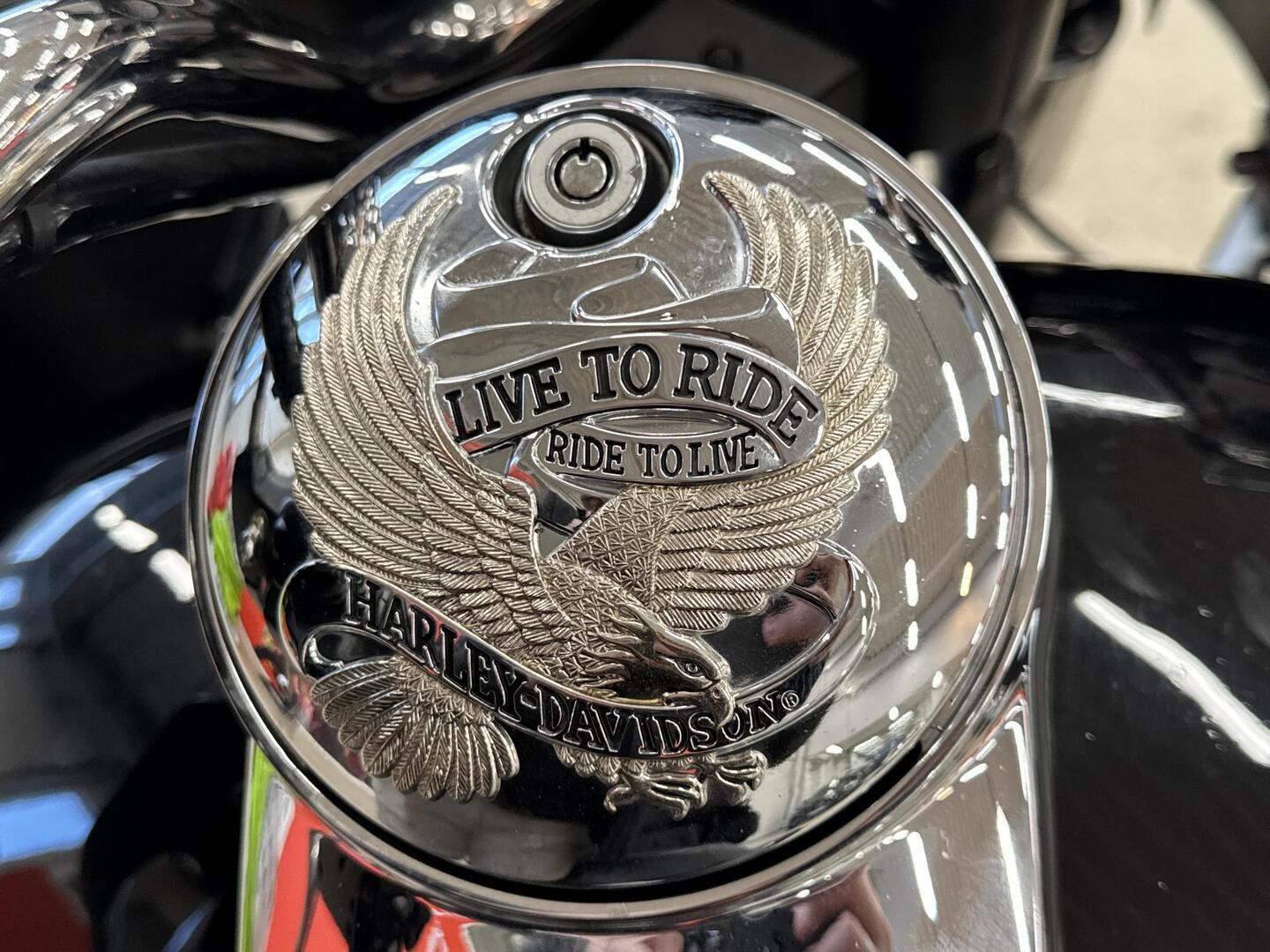 HARLEY-DAVIDSON Touring 2011