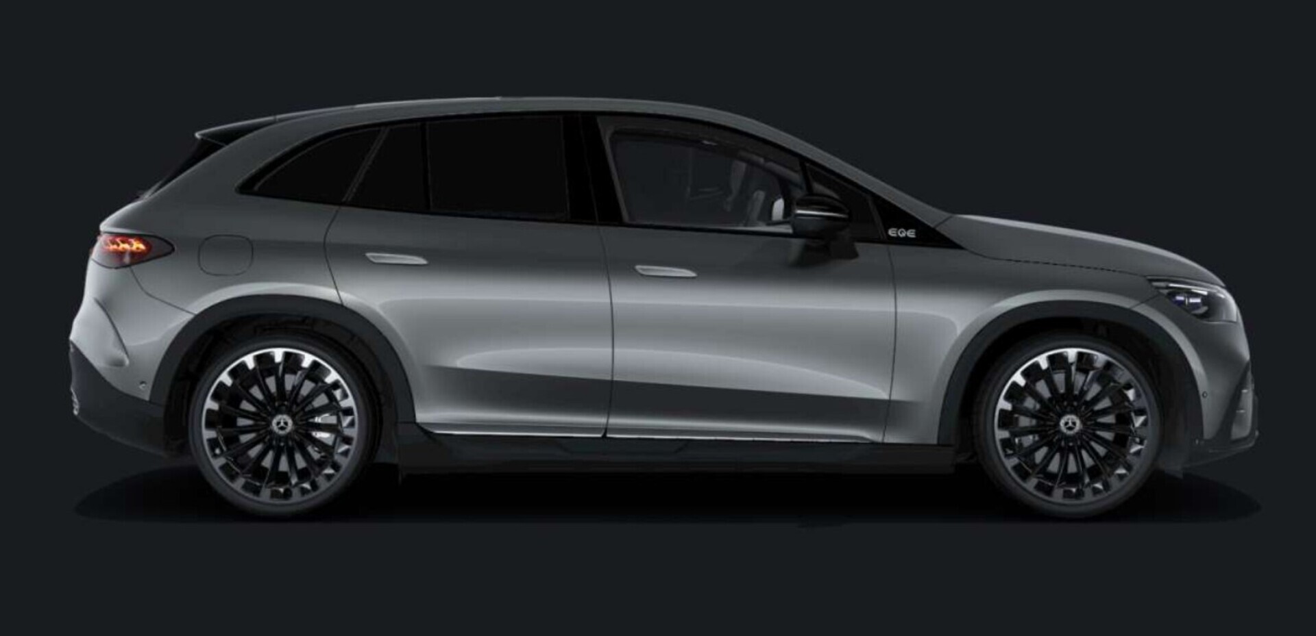 MERCEDES-BENZ EQE SUV 2025