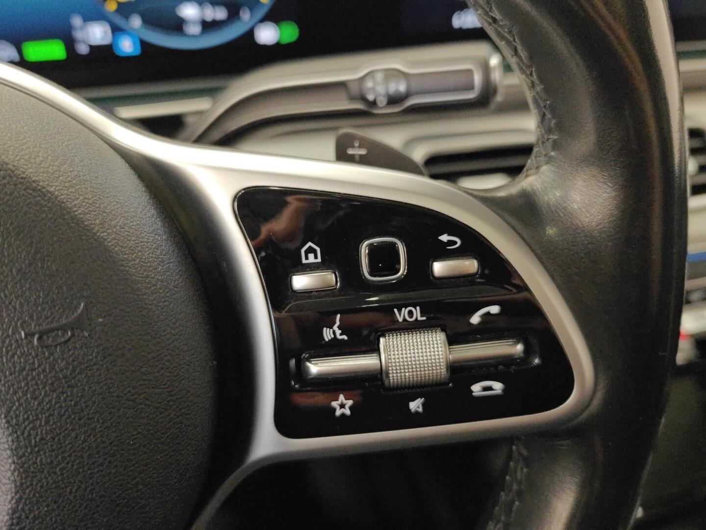 MERCEDES-BENZ GLE 2021