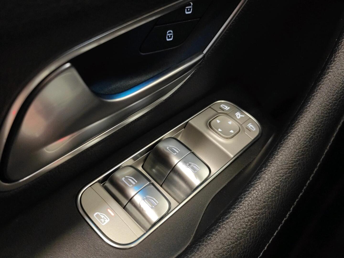 MERCEDES-BENZ GLE 2021