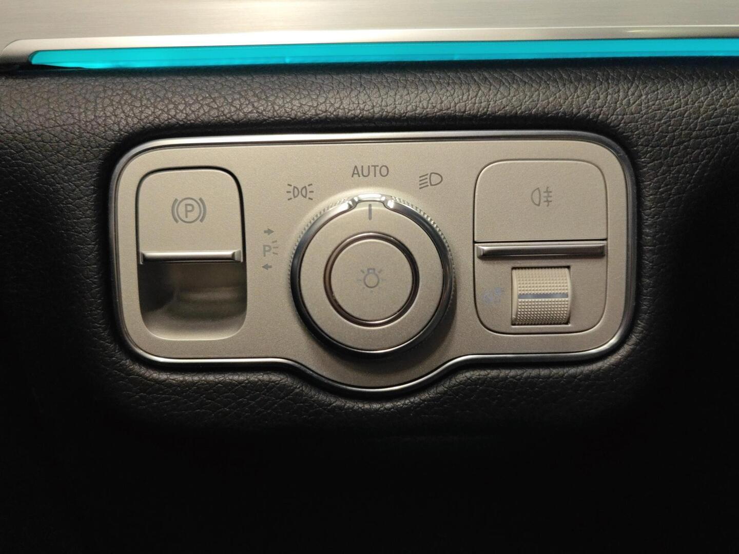 MERCEDES-BENZ GLE 2021