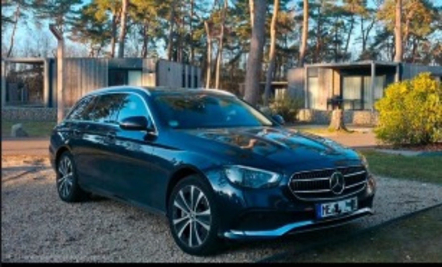 MERCEDES-BENZ E 2021