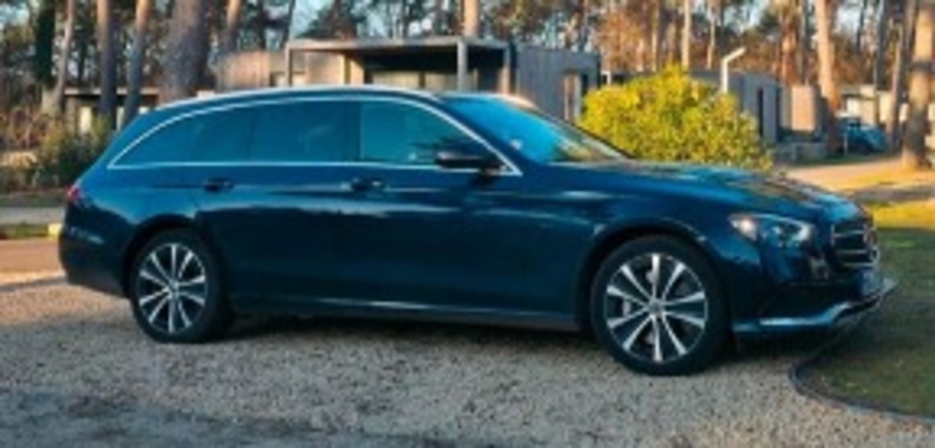 MERCEDES-BENZ E 2021