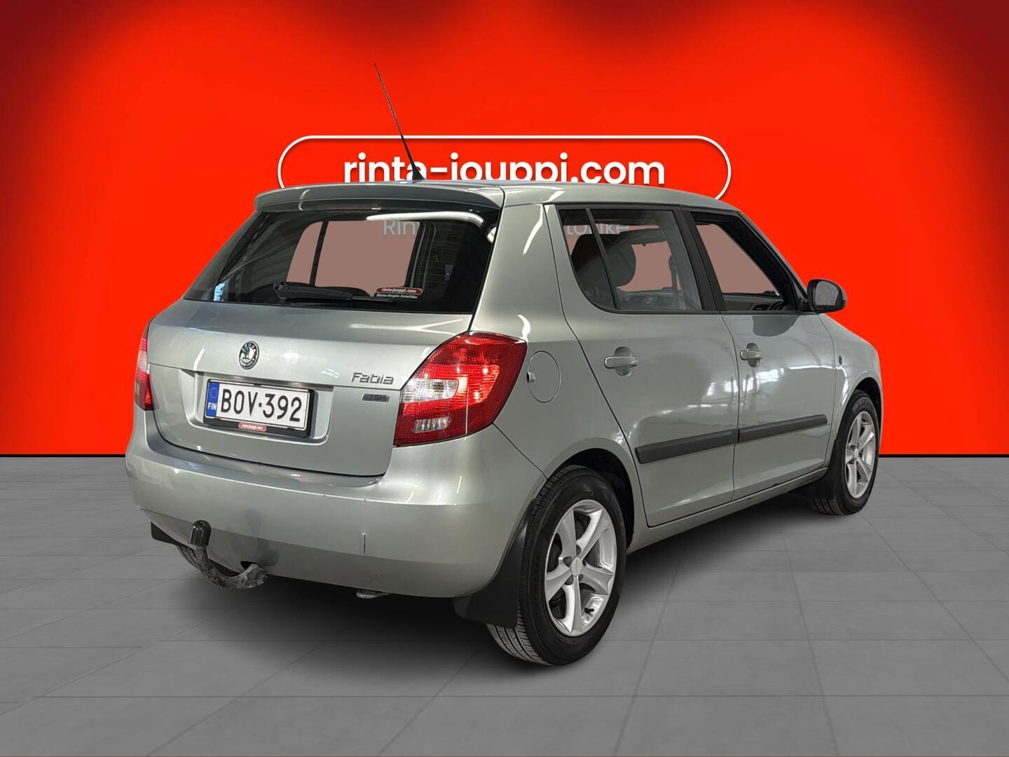 SKODA Fabia 2011