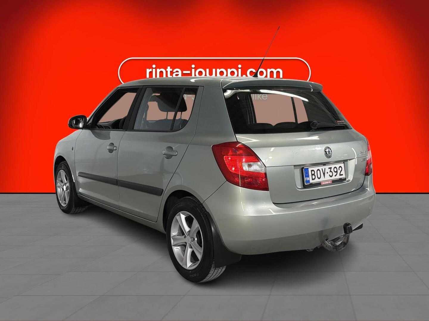 SKODA Fabia 2011