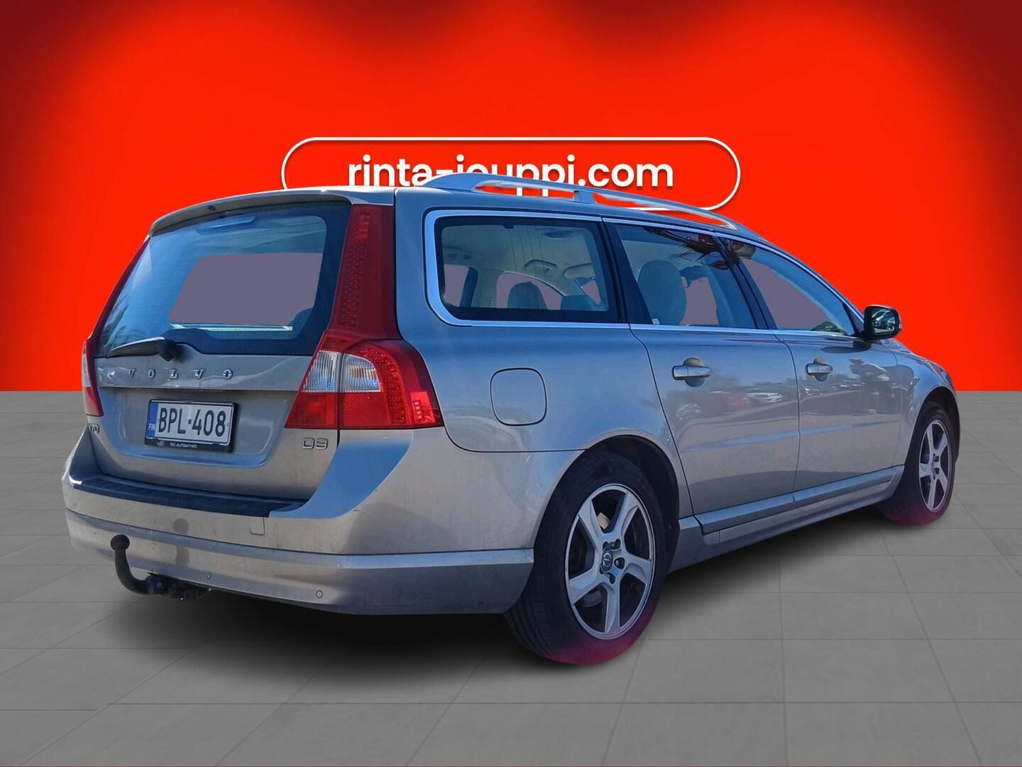VOLVO V70 2011