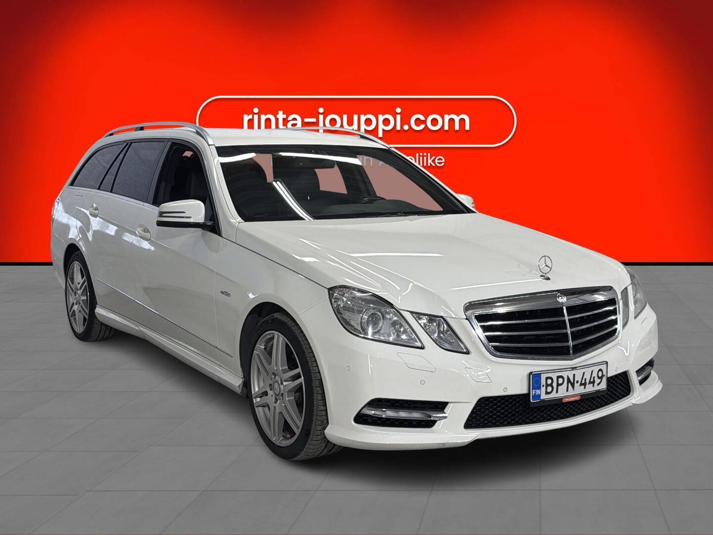 MERCEDES-BENZ E 2011