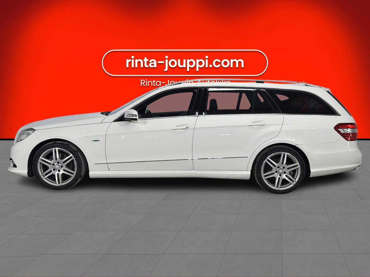 MERCEDES-BENZ E 2011