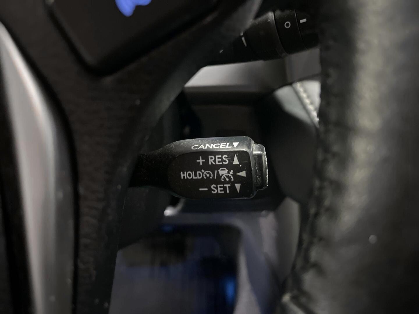 TOYOTA RAV4 2018