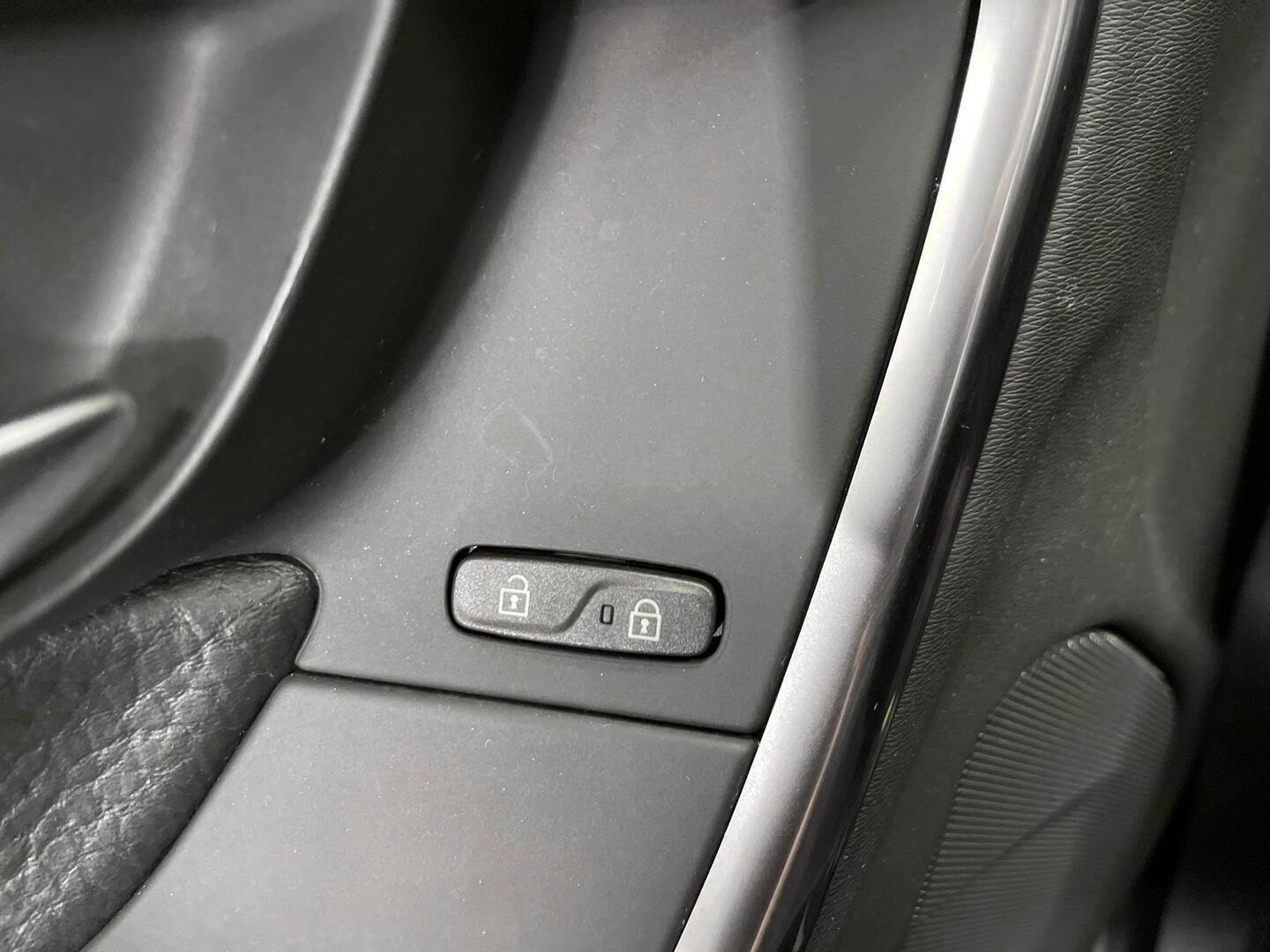 VOLVO V60 2011