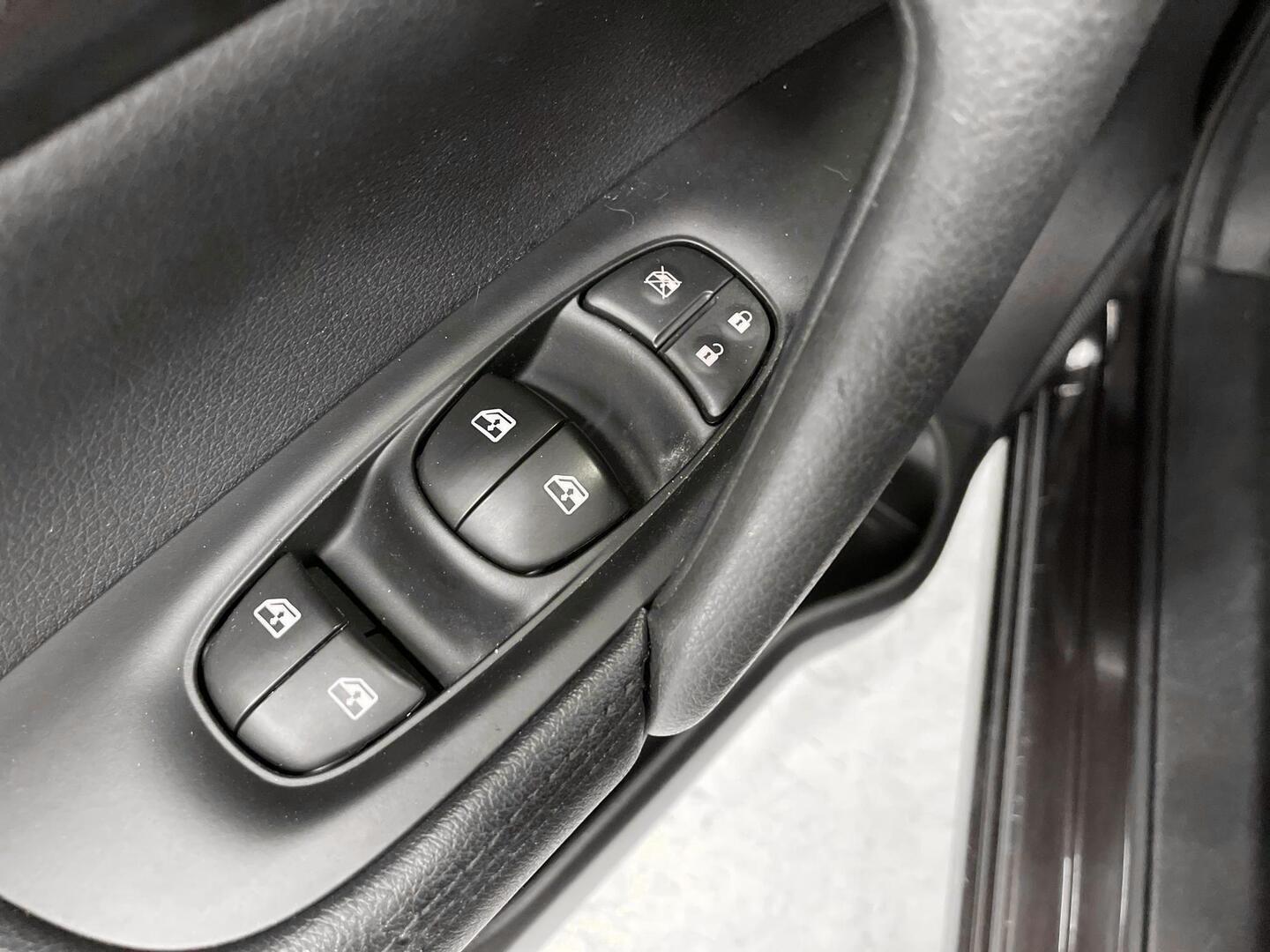 NISSAN Qashqai 2019