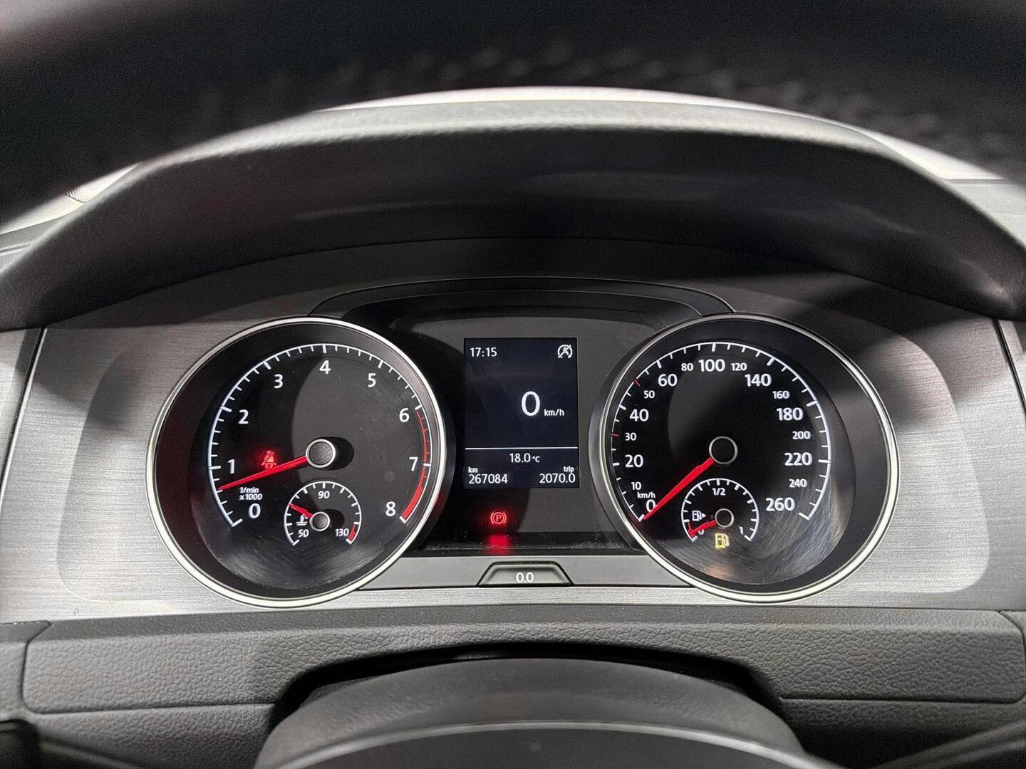 VOLKSWAGEN Golf 2013