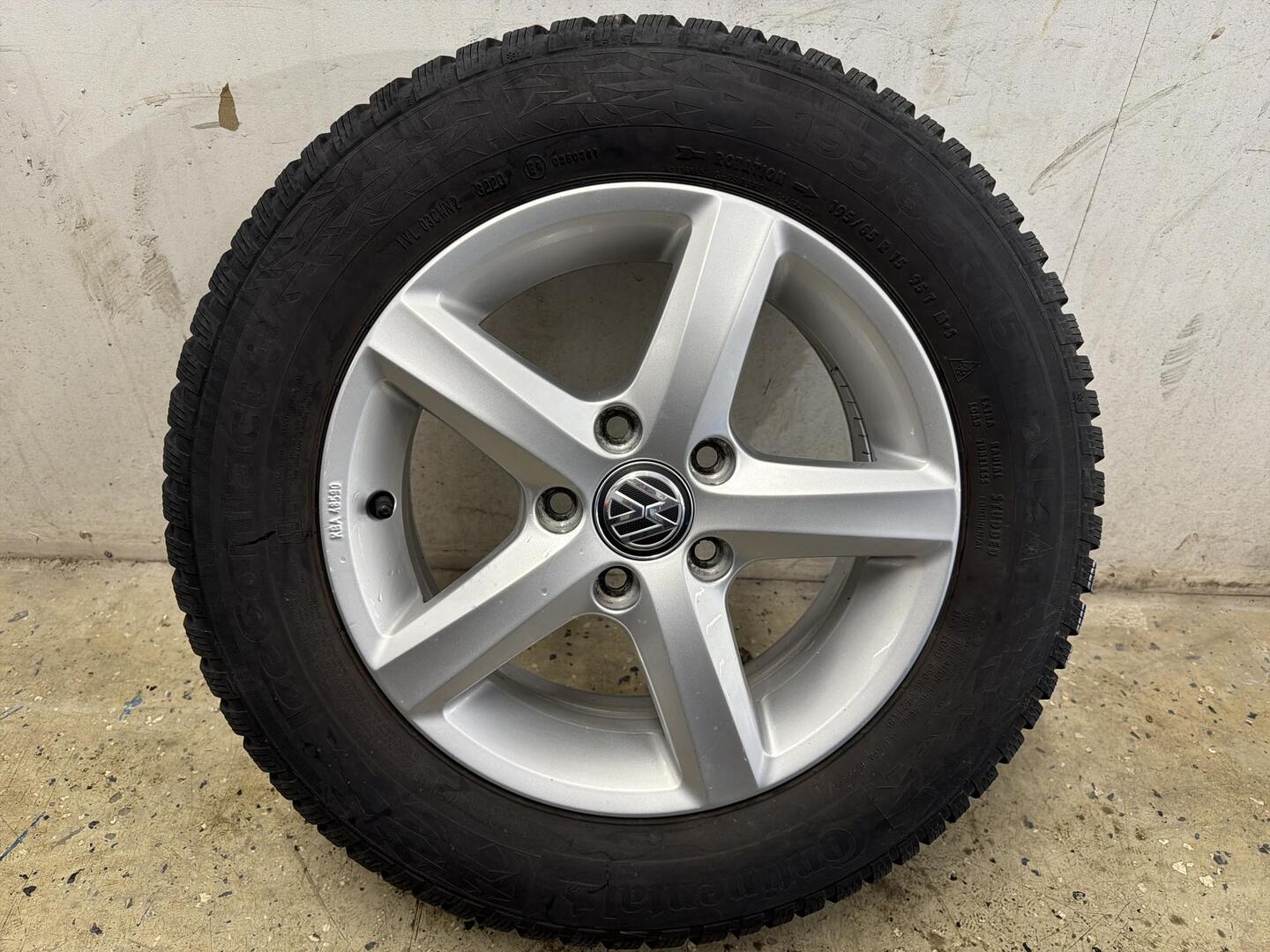 VOLKSWAGEN Golf 2013