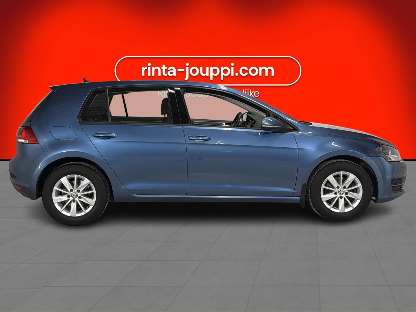 VOLKSWAGEN Golf 2013