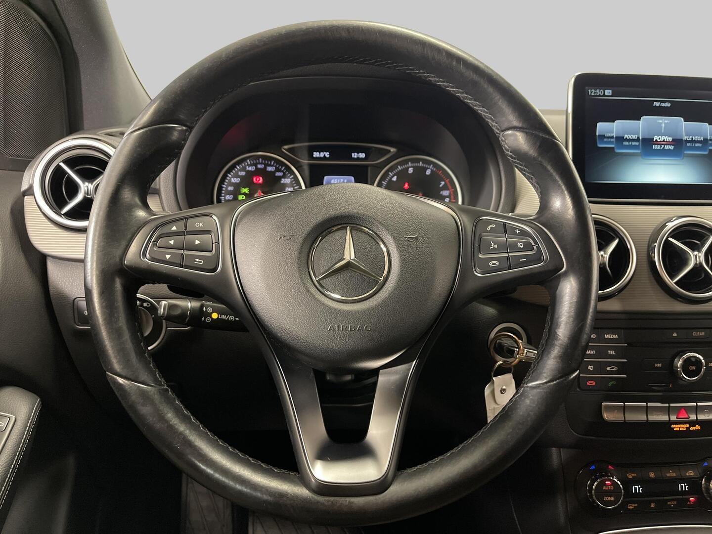 MERCEDES-BENZ B 2015
