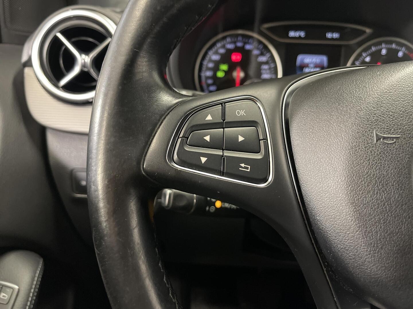 MERCEDES-BENZ B 2015
