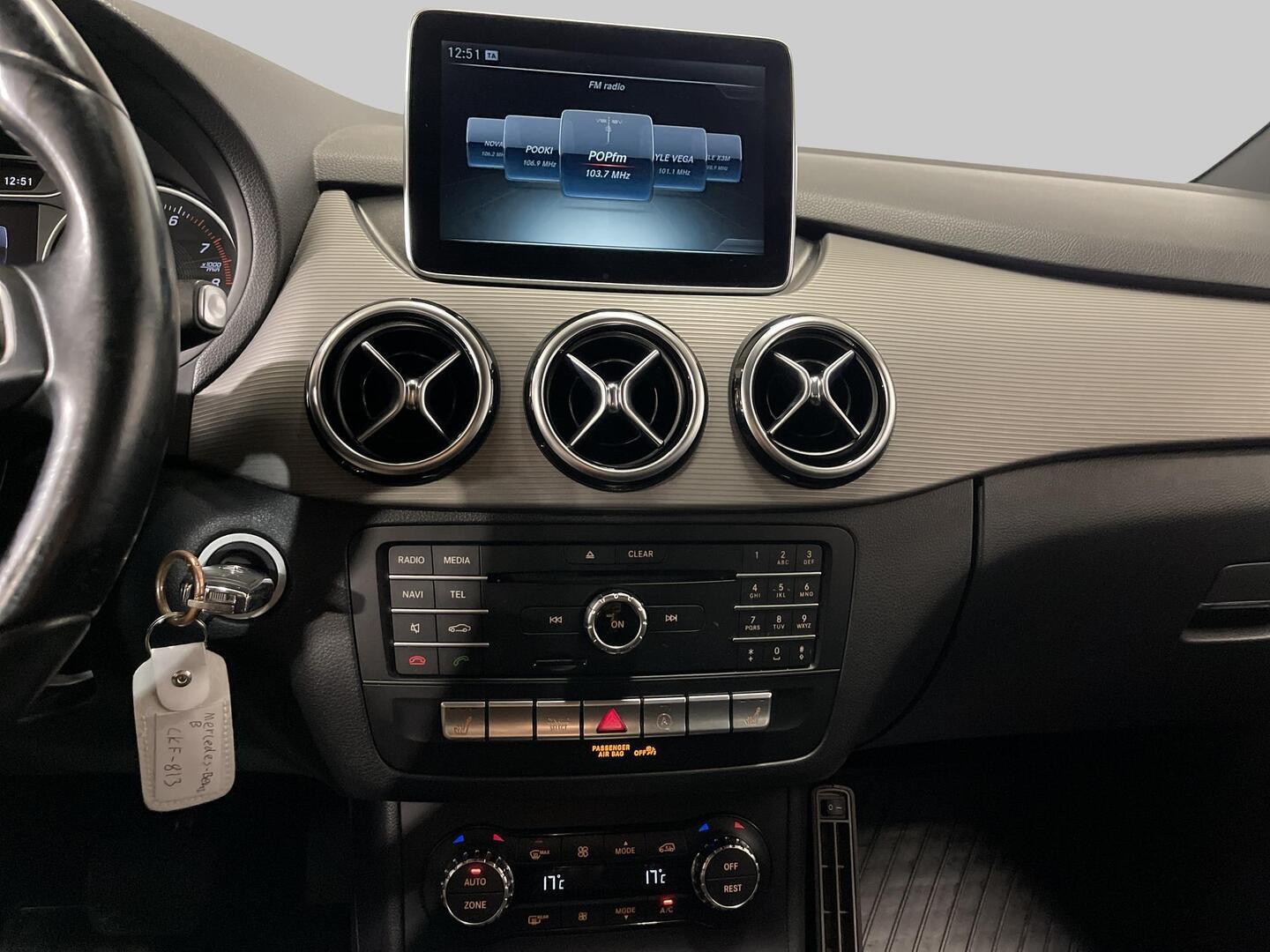 MERCEDES-BENZ B 2015