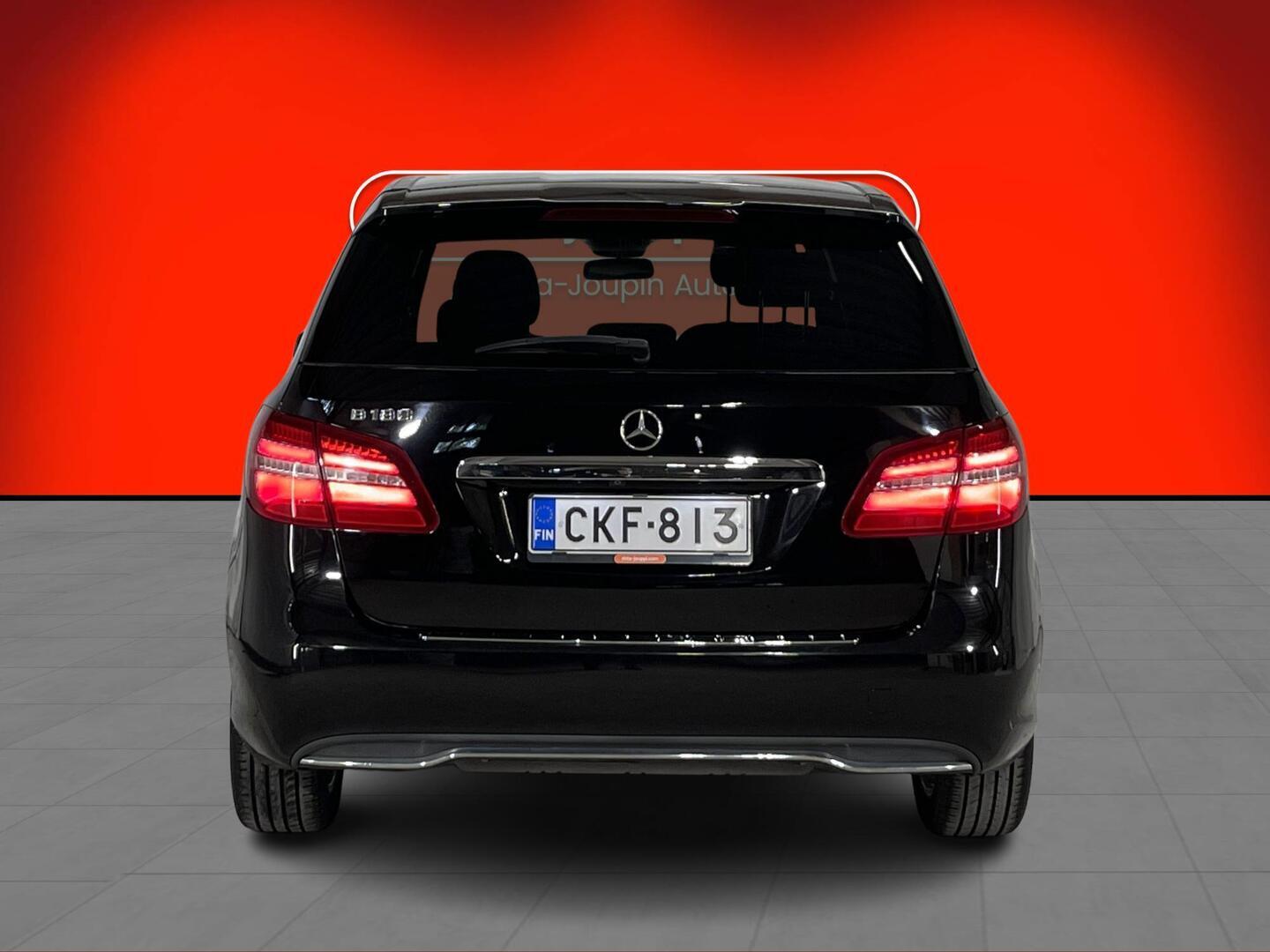 MERCEDES-BENZ B 2015
