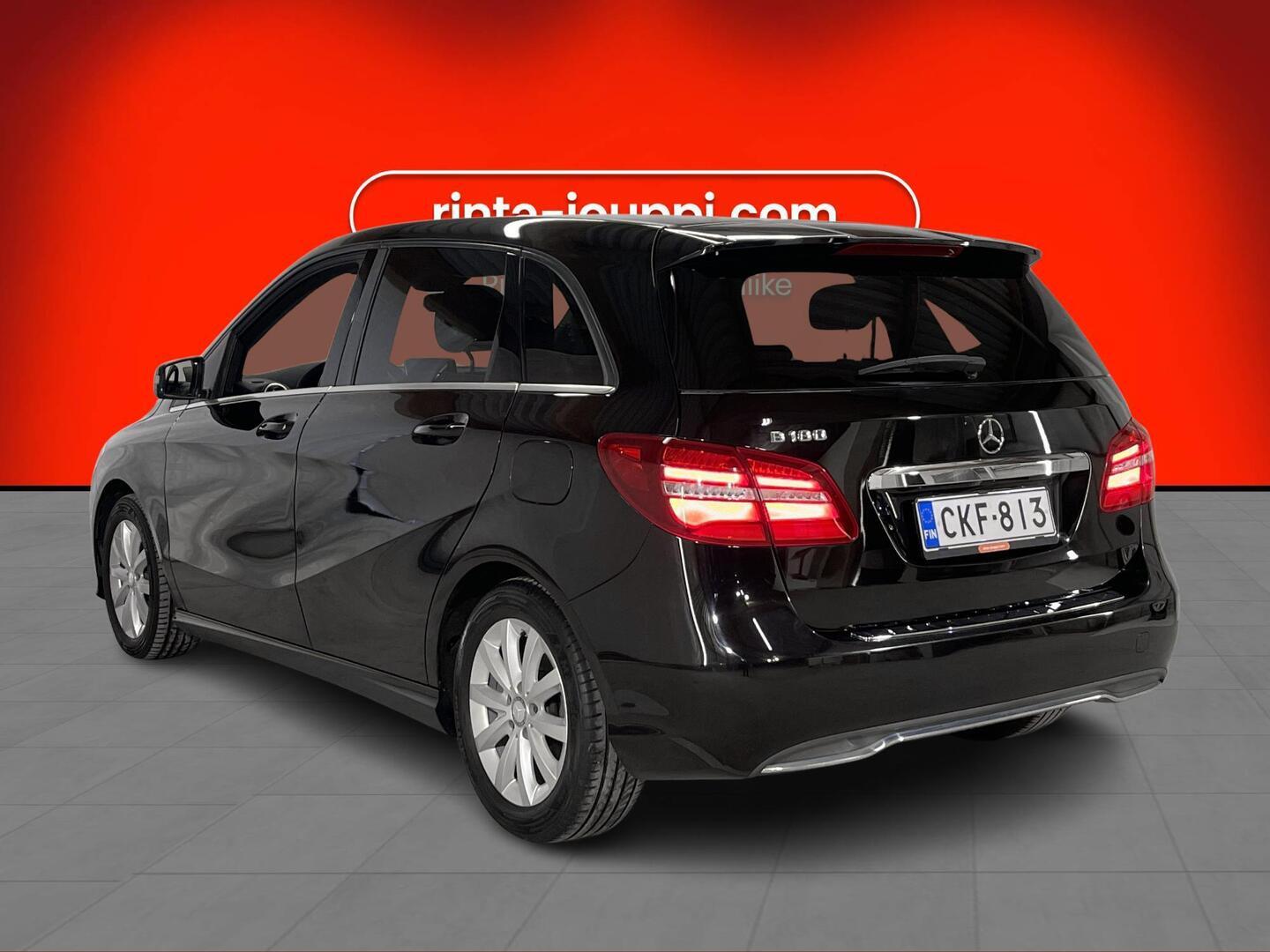 MERCEDES-BENZ B 2015