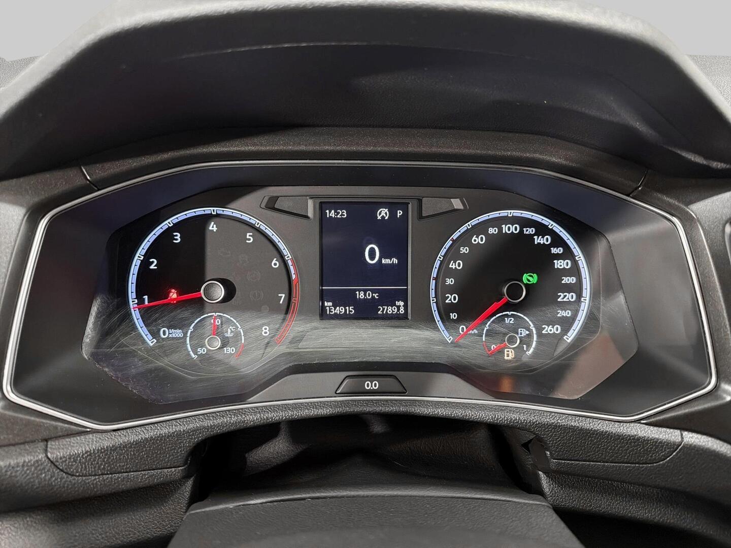 VOLKSWAGEN T-Roc 2019