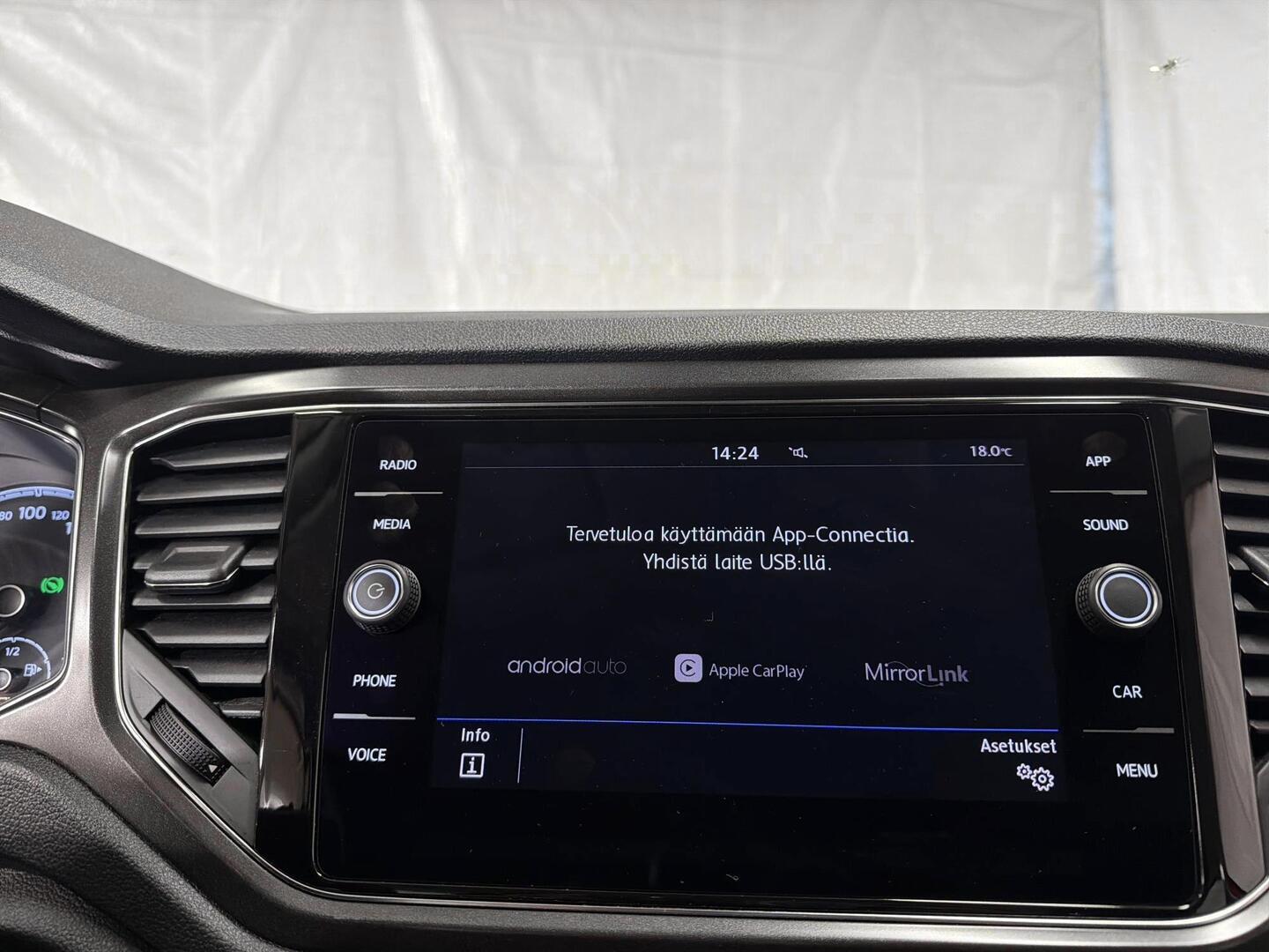 VOLKSWAGEN T-Roc 2019