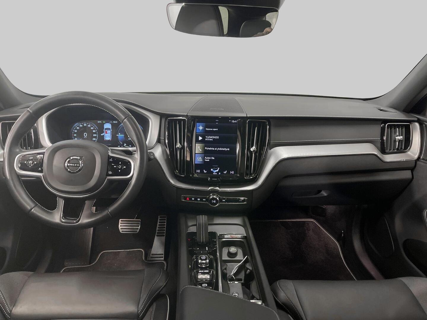 VOLVO XC60 2021