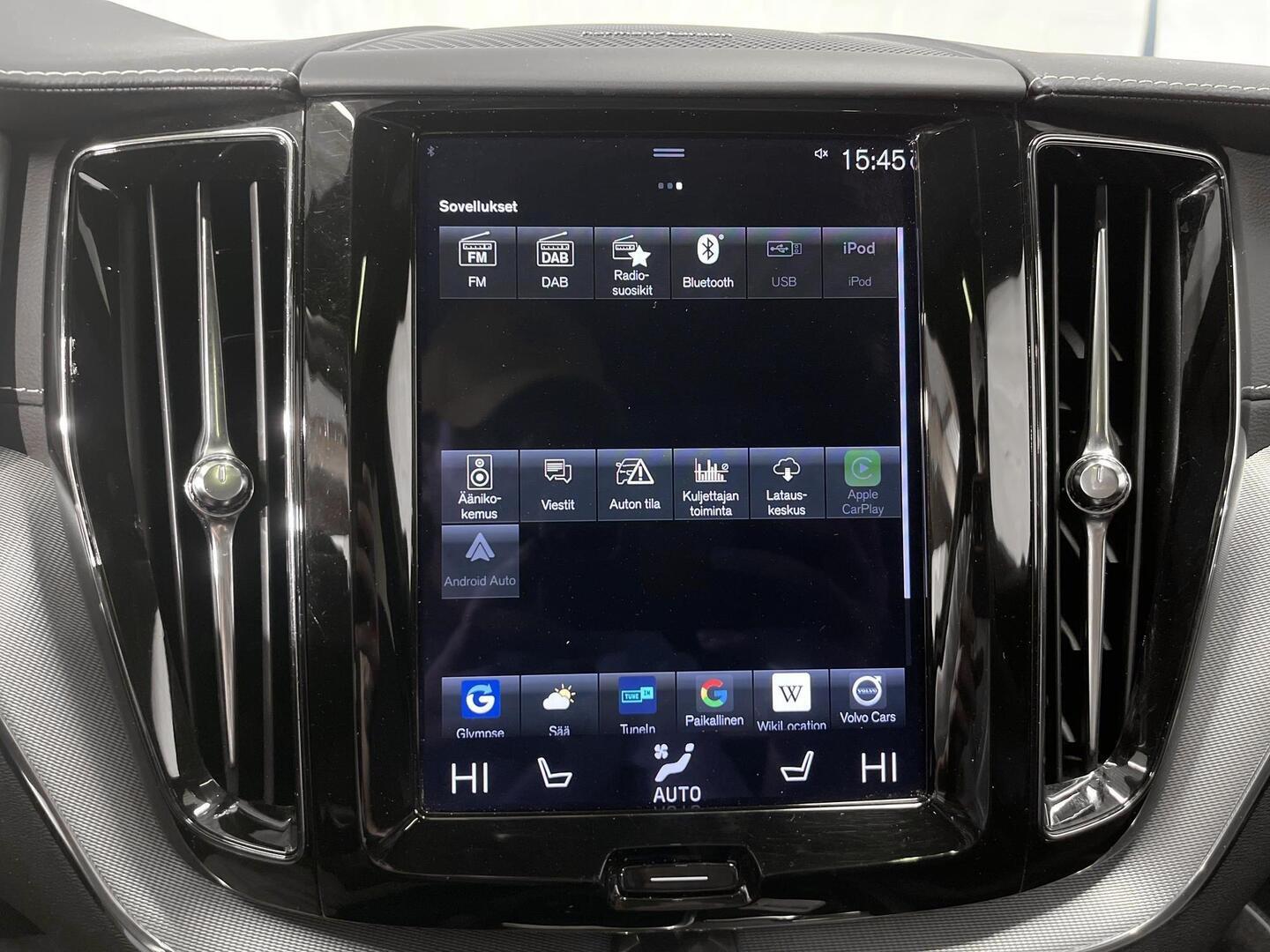 VOLVO XC60 2021