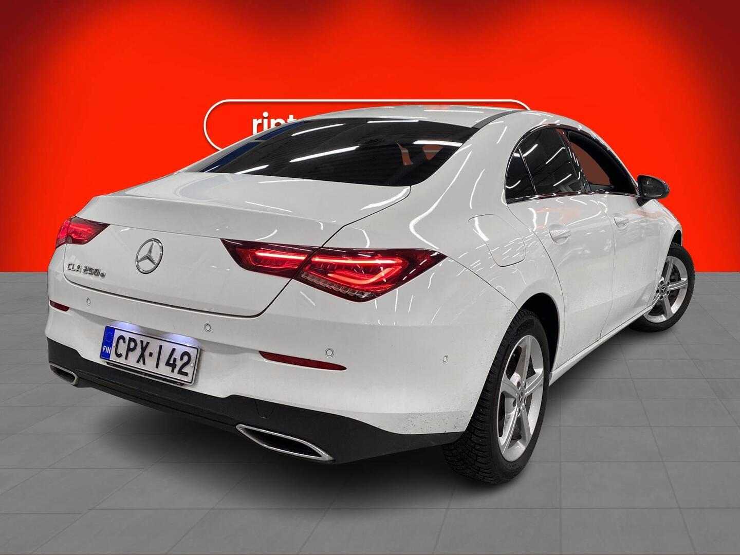 MERCEDES-BENZ CLA 2022