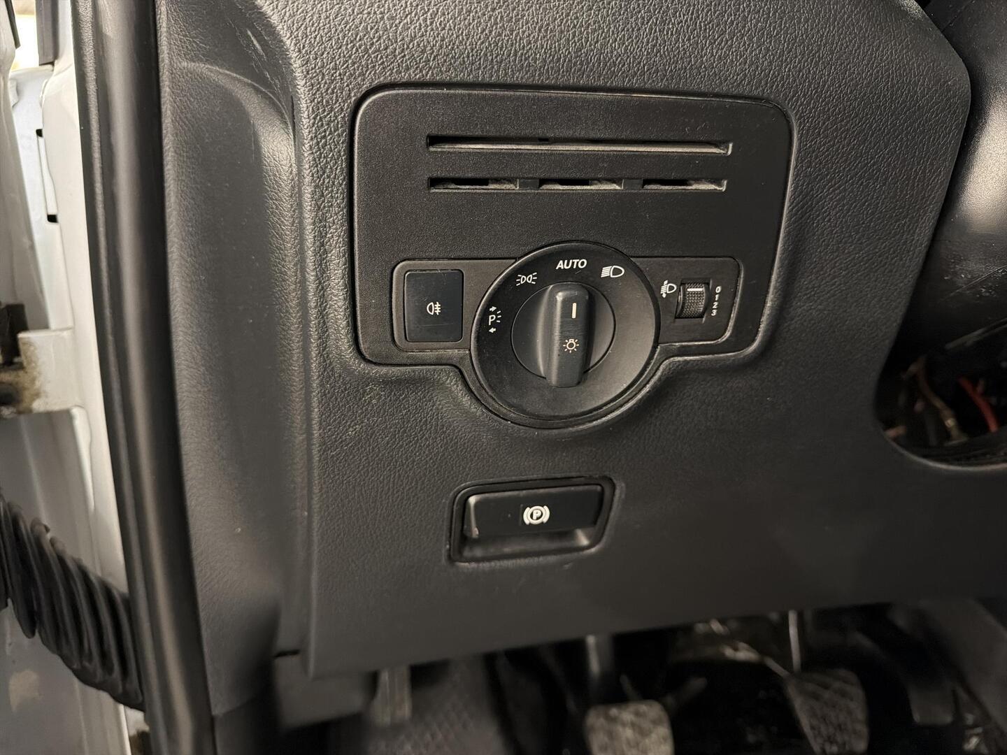 MERCEDES-BENZ Vito 2015