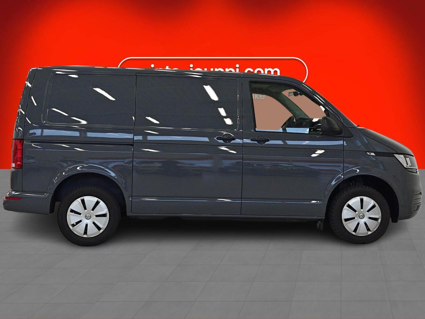 VOLKSWAGEN TRANSPORTER 2023