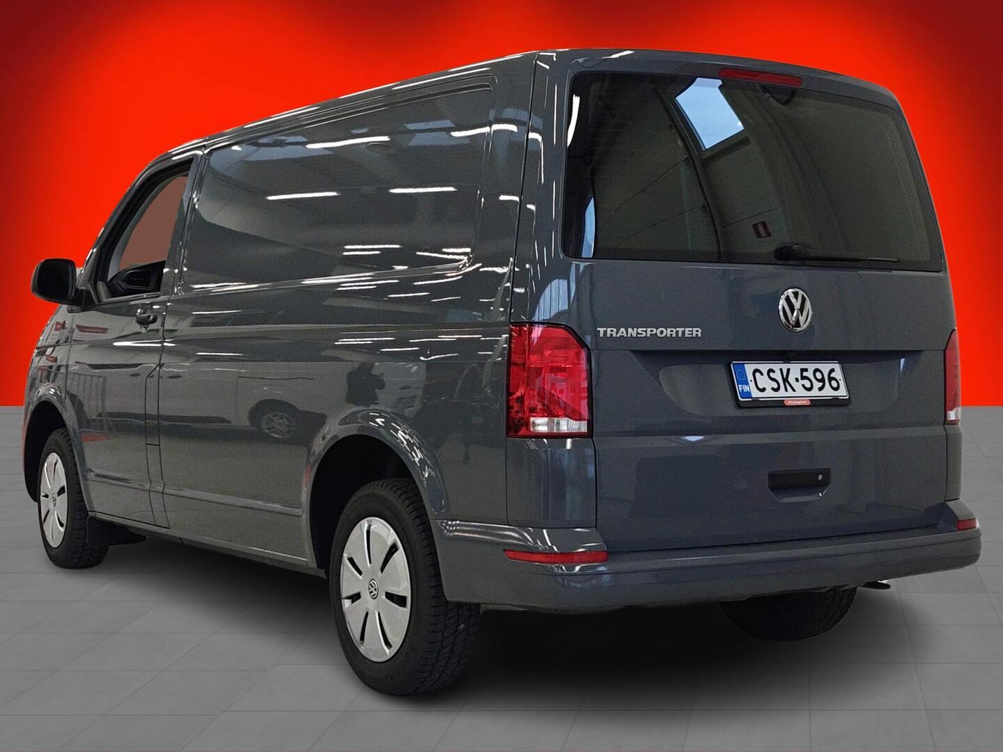 VOLKSWAGEN TRANSPORTER 2023