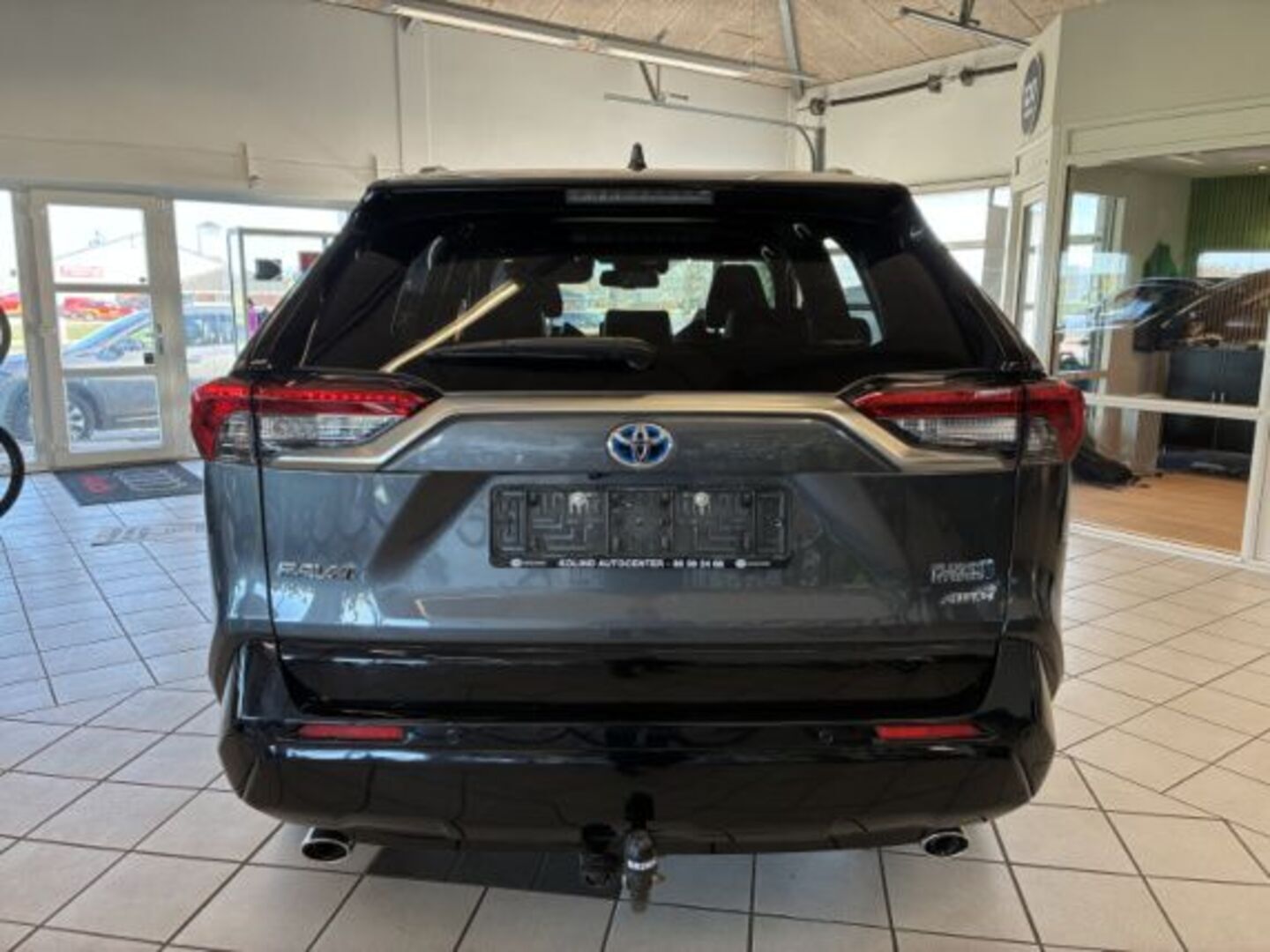 TOYOTA RAV4 PLUG-IN 2024