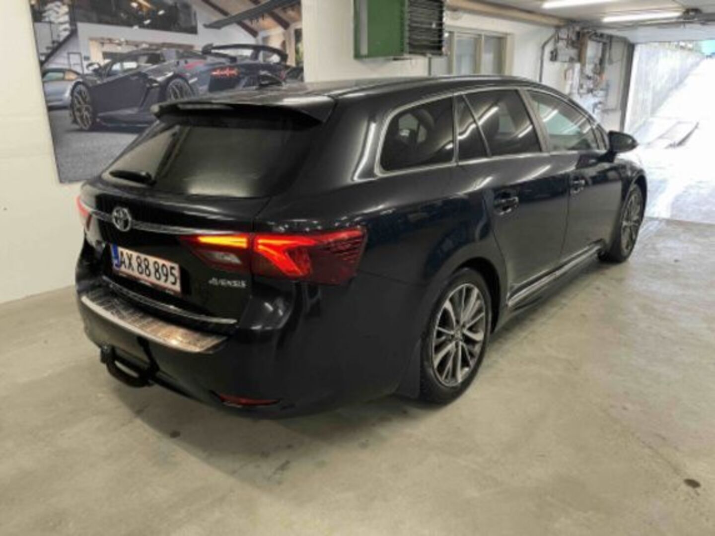 TOYOTA AVENSIS 2015
