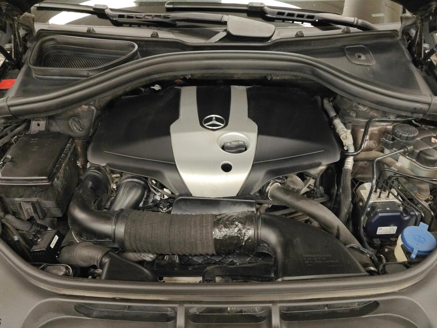 MERCEDES-BENZ ML 2012