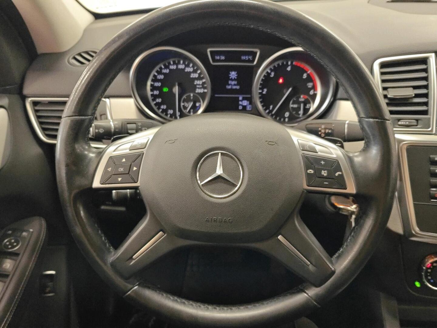 MERCEDES-BENZ ML 2012
