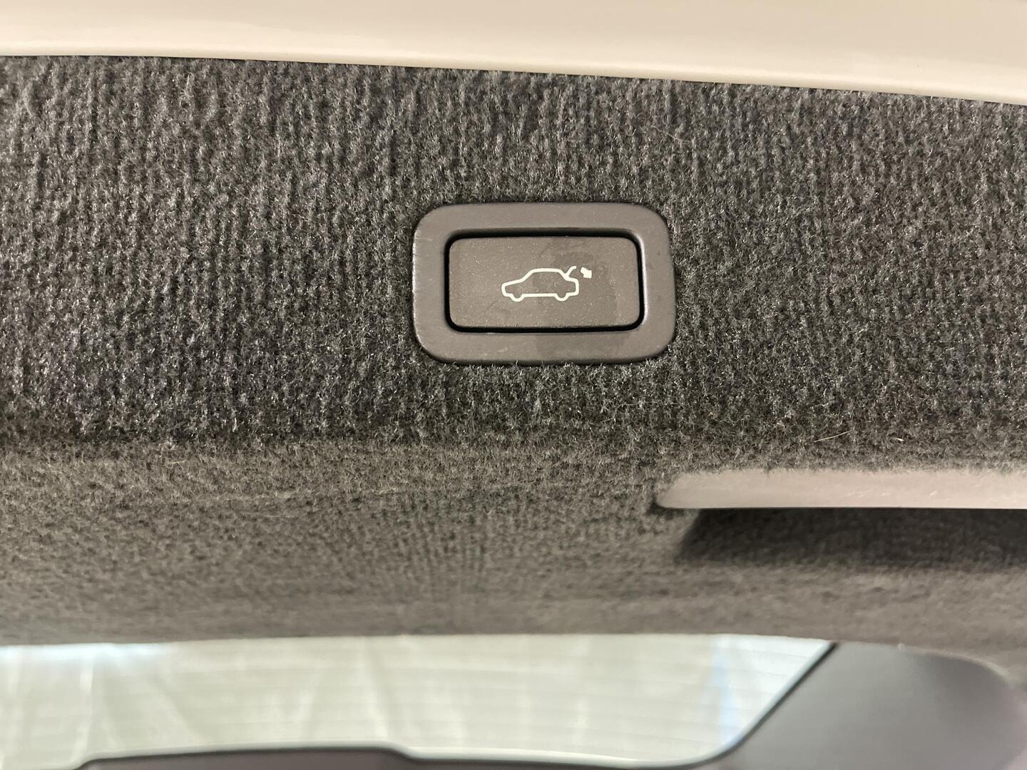 VOLVO V70 2014