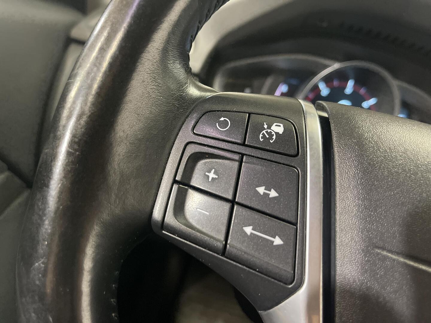 VOLVO V70 2014