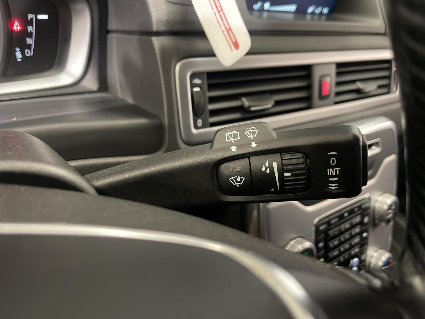 VOLVO V70 2014