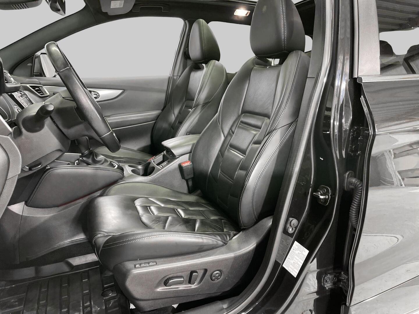 NISSAN Qashqai 2019
